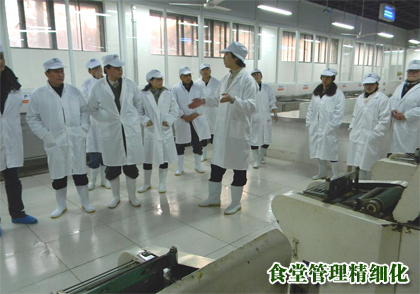 萬康餐飲如(rú)何對(duì)食堂服務質量進行(xíng)控制(zhì)